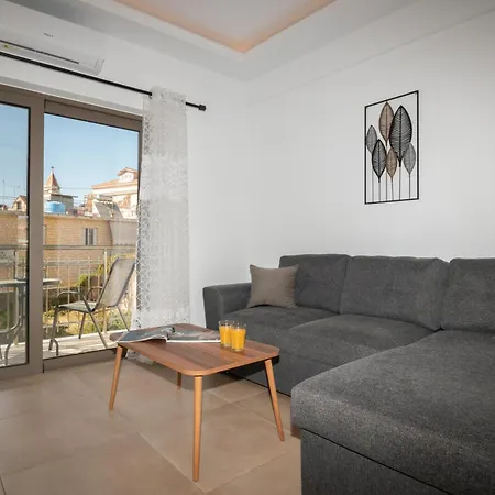 Center A Apartment *