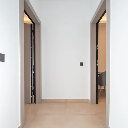 Apartment Center A